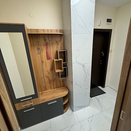 סופיה Refurbished Apartment In A Quiet Area מראה חיצוני תמונה