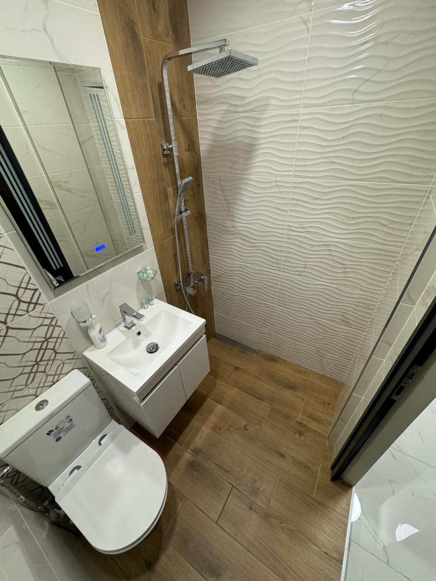 סופיה Refurbished Apartment In A Quiet Area מראה חיצוני תמונה